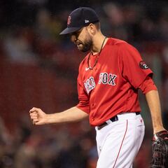 Is Matt Barnes a good fit for the Miami Marlins bullpen?