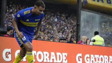 Fabra marca golazo y Cardona sale figura en triunfo de Boca