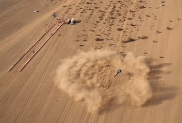 Panorámica de un momento de la etapa 11 entre Bisha y Al Henakiyah.