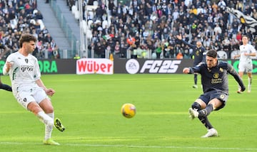 Vlahovic hace el 3-1 con un potente disparo