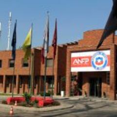 Funcionarios de la PDI visitaron la ANFP para retirar contratos