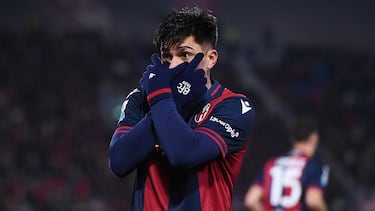 Uno de los delanteros jóvenes más brillantes de la Serie A esta temporada, anotando ocho goles con el Bolonia. Según los rumores, el Inter de Milán, está considerando fichar al argentino.