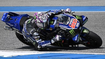 Quartarao rueda con la Yamaha en el test de Tailandia.