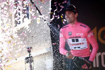 Tom Dumoulin sigue de rosa