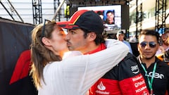 MEXICO CITY, MEXICO - OCTOBER 28: Carlos Sainz of Spain and Scuderia Ferrari and his girlfriend Rebecca Donaldson after qualifying ahead of the F1 Grand Prix of Mexico at Autodromo Hermanos Rodriguez on October 28, 2023 in Mexico City, Mexico. (Photo by Kym Illman/Getty Images)