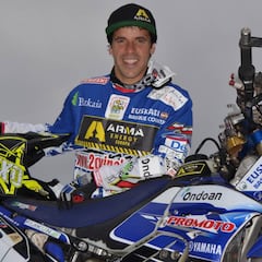 Txomin Arana cuelga la moto tras once años en la brecha