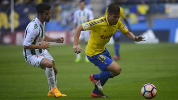 Ortuño se lía y se puede quedar sin ficha hasta enero