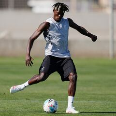 Óscar Naasei y la alargada sombra del Real Madrid