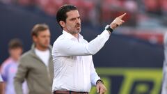 Gago reprueba su primer examen en Chile y la U pierde a otro goleador