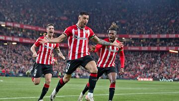 El lateral del equipo bilbaíno detapó su olfato goleador en quince minutos. San Mamés vio como dos zarpazos suyos, el primero de forma acrobática, encarrilaban un cómodo triunfo ante el Mallorca.