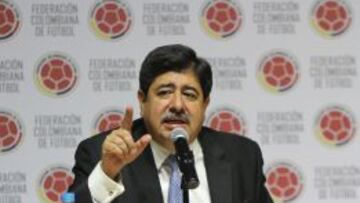 El dirigente renunci&oacute; a la presidencia de la Federaci&oacute;n Colombiana de F&uacute;tbol.