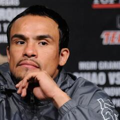 Boxing great Márquez rules out an exhibition fight with Pacquiao