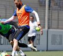 Benzema, de vuelta con el grupo