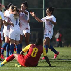 La 'Roja' femenina golea a Ghana en su debut en Turquía