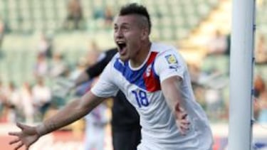 Nicolás Castillo vive su mejor temporada en Europa jugando por el Brujas de Bélgica.