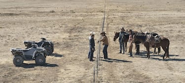 ‘Outer Range’. A mitad de camino entre ‘Yellowstone’ y ‘Twin Peaks’