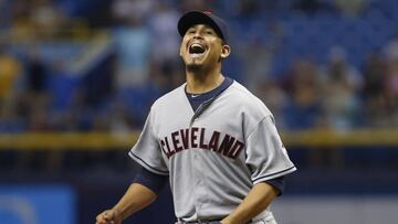 El serpentinero de 32 a&ntilde;os de edad se convirti&oacute; en el tercer jugador en la historia de Cleveland Indians en ser galardonado con la distinci&oacute;n.