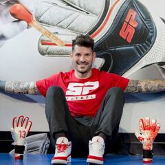 Herrerín: "Me he peleado con los amigos por Benzema"