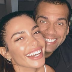 Joana Sanz responde a sus seguidores sobre cómo es Dani Alves en la cama: "Un campeón"