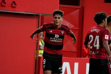 Un doblete es la tarjeta de presentación de este jugar esta temporada. Un peligro constante fue un martirio para la zaga del Alcorcón.