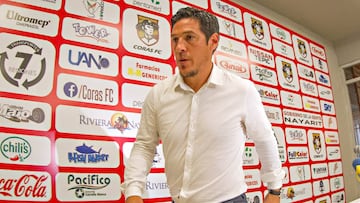 Mauro Camoranesi en reuniones con Atlético San Luis