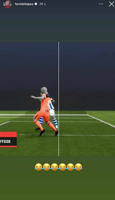 Los pitos en el Bernabéu y la derrota del Barça, protagonistas de los memes de la jornada