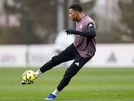 The Frenchman, who did not travel to Albacete, trained normally today and is expected to start.