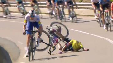 La impresionante caída de Sergio Higuita en el Tour de Francia