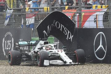 El líder del Mundial se salió de pista en la misma curva que Leclerc. Aunque tuvo suerte y pudo seguir en la carrera.