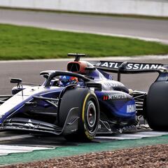 Sainz despierta a Williams