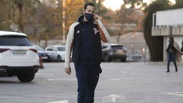 Thomas Heurtel llega al Palau antes del Barça-Khimki de la Euroliga.