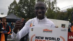 Kamworor dinamita el récord mundial de media maratón: 58:01