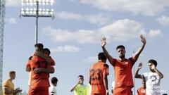 Los jugadores del M&aacute;laga festejan su triunfo en Legan&eacute;s.