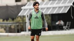 El estratega de LAFC inform&oacute; que Vela ya est&aacute; entrenando con el equipo, aunque no al parejo. El mexicano es duda para el juego del s&aacute;bado.