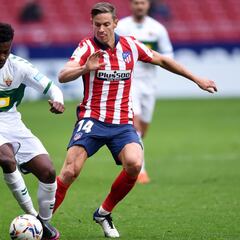 John Chetauya debuta en la Copa y en Primera en solo cuatro días