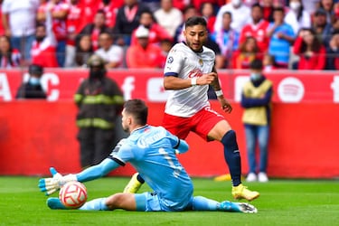 Henry Martin, entre los mejores 6 jugadores del Apertura 2022