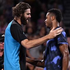 Opelka se lleva el duelo de los dos metros contra Mpetshi Perricard