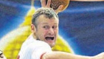 <b>NECESARIO. </b>El Teka Cantabria necesita los goles de Brajkovic.