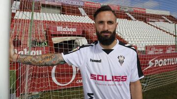 Cifu: "Llegar al Albacete no es un paso atr¨¢s"