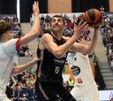 Un Lenovo Tenerife coral aplasta al Monbus Obradoiro