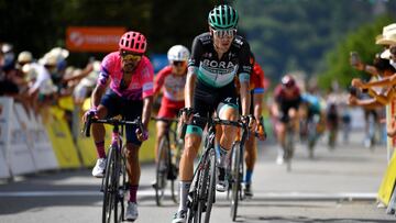 El ciclista del Bora-Hansgrohe Emanuel Buchmann llega a meta durante la tercera etapa del Dauphin&eacute; 2020.