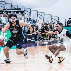 Un año y medio después la afición vuelve a 'La Fortaleza'