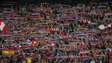 Fondo Sur del Calder&oacute;n el d&iacute;a del euroderbi.