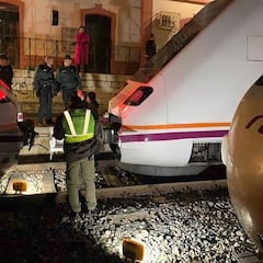 Chocan dos trenes en Málaga