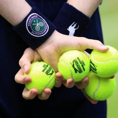 How much do ball boys and girls get paid at Wimbledon 2022?