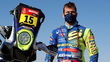 Lorenzo Santolino en el Dakar.