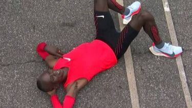 Marathon attempt: Kipchoge narrowly misses two-hour Monza marathon attempt