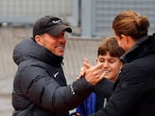 Filipe Luis, visita sorpresa en el entrenamiento del Atleti