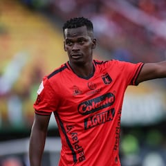 América anuncia la salida de Carlos Darwin Quintero