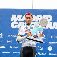 Van der Poel conquista el Madrid Criterium ante Ayuso y Verona